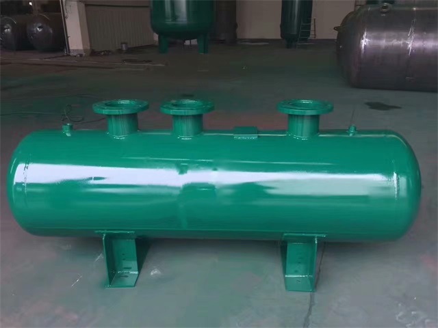 乌兰察布乌兰察布乌兰察布蒸汽分气缸1.jpeg